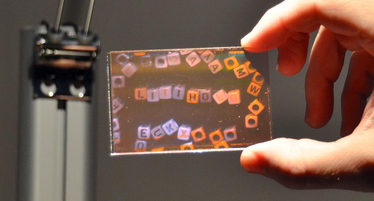 Full-Color Hologram Letter Blocks
